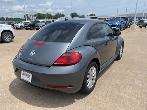 Used 2017 Volkswagen Beetle 1.8T image 7