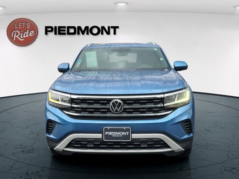 Used 2020 Volkswagen Atlas Cross Sport SE w/ Panoramic Sunroof Package image 3