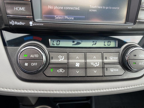 Used 2015 Toyota RAV4 XLE image 19