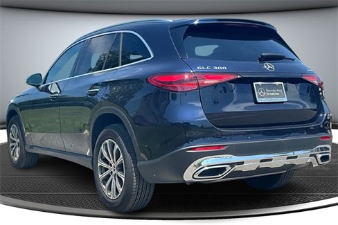 Certified 2024 Mercedes-Benz GLC 300 4MATIC image 4