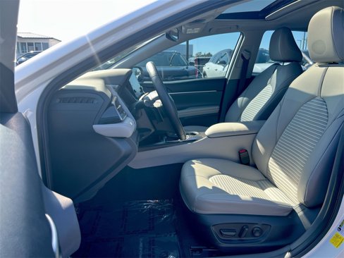 Used 2023 Toyota Camry SE w/ Audio Upgrade Package image 17