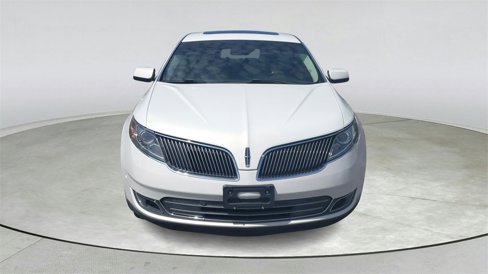 Used 2013 Lincoln MKS AWD image 2