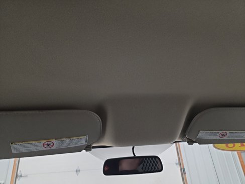 Used 2018 Chevrolet Express 3500 w/ Driver Convenience Package image 27