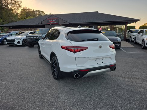 Used 2021 Alfa Romeo Stelvio Sprint w/ Sun & Sound Package image 18