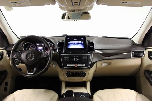 Used 2018 Mercedes-Benz GLS 450 4MATIC image 2