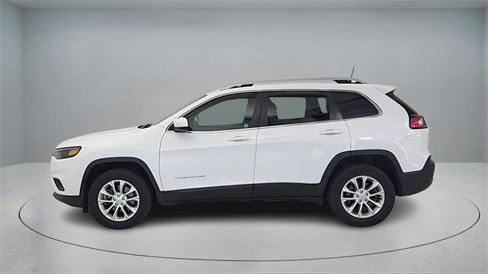 Used 2019 Jeep Cherokee Latitude w/ Popular Appearance Group image 4