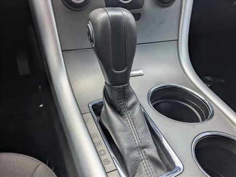 Used 2013 Ford Edge SE image 12