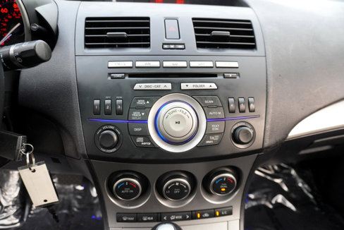 Used 2010 MAZDA MAZDA3 s Grand Touring image 17