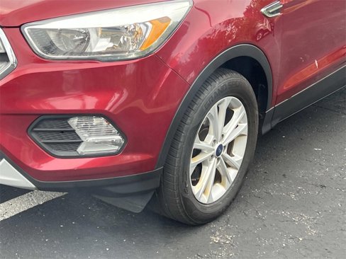Used 2018 Ford Escape SE image 6