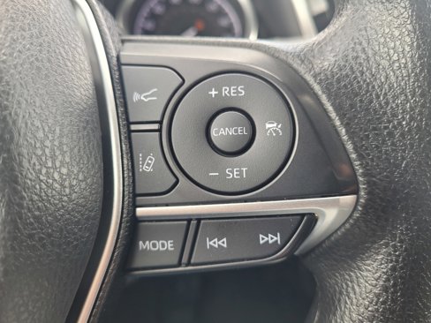 Used 2023 Toyota Camry LE image 21