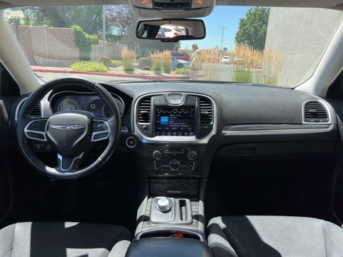Certified 2019 Chrysler 300 Touring image 20