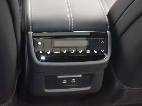 New 2026 INFINITI QX60 Luxe w/ Family Package image 25