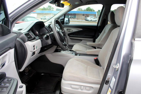 Used 2021 Honda Pilot EX image 9