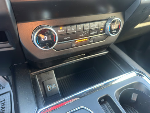 Used 2021 Ford Expedition XL image 31
