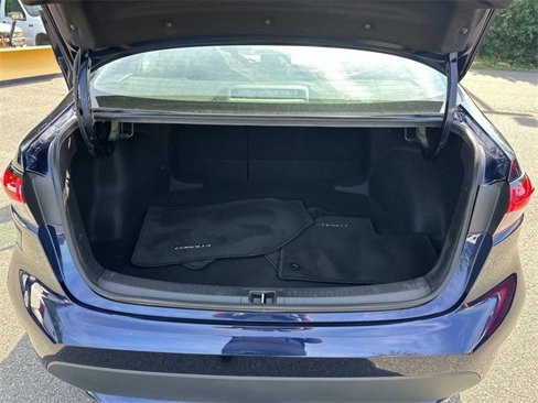 Used 2022 Toyota Corolla LE image 12