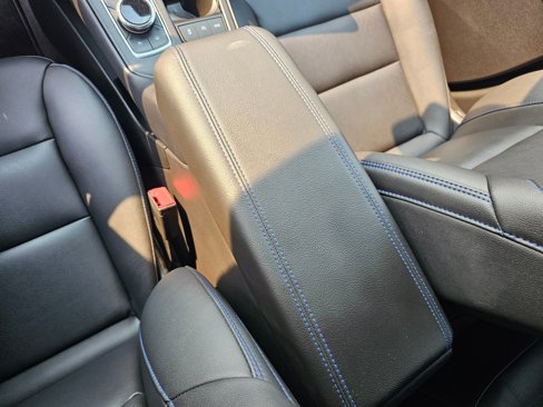 Used 2025 Cadillac XT4 Sport w/ Technology Package image 22