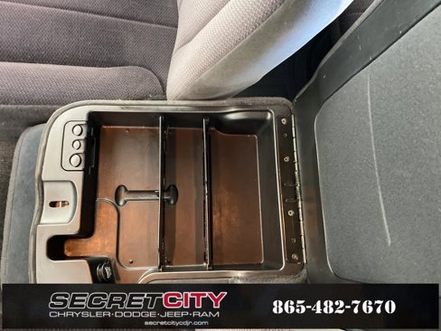 Used 2004 Dodge Ram 1500 Truck SLT image 26