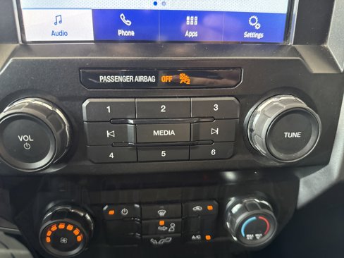 Used 2020 Ford F150 XLT image 23
