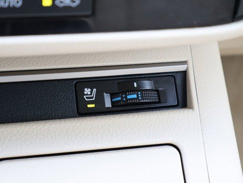 Used 2013 Lexus ES 350 image 44