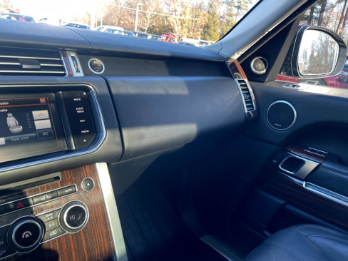 Used 2015 Land Rover Range Rover Supercharged image 36