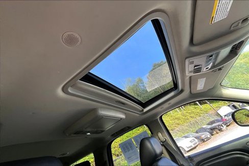 Used 2012 GMC Yukon Denali image 19