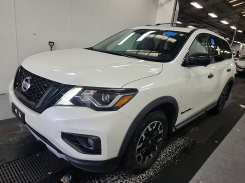 Used 2020 Nissan Pathfinder SL image 1