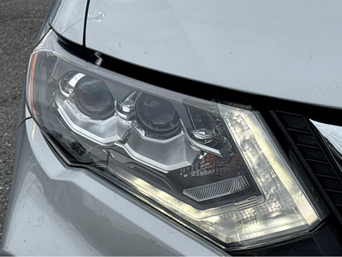 Used 2019 Nissan Rogue SL w/ Premium Package image 21