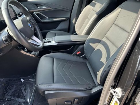 Certified 2025 BMW X1 xDrive28i w/ Technology Package image 27