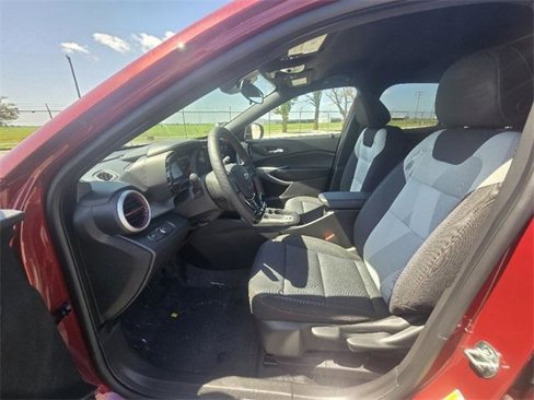 New 2025 Chevrolet Trax RS w/ Driver Confidence Package image 17
