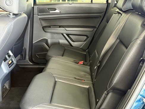 Used 2021 Volkswagen Atlas SE image 35