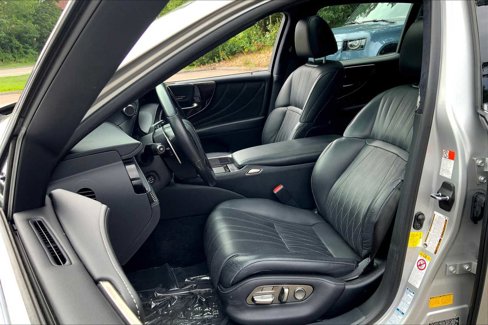 Used 2018 Lexus LS 500 AWD image 8