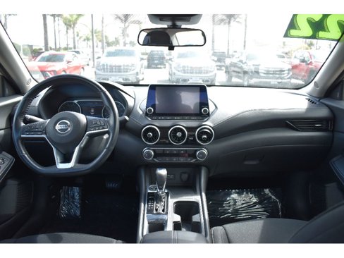 Used 2022 Nissan Sentra SV image 10