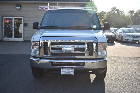 Used 2010 Ford E-250 and Econoline 250 image 3