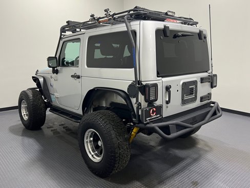 Used 2012 Jeep Wrangler Sahara image 21