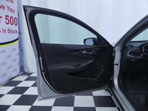 Used 2018 Chevrolet Malibu LS w/ LPO, Convenience Package 1 image 24