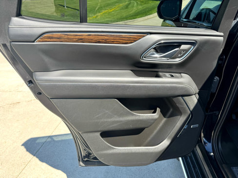 Used 2023 Chevrolet Tahoe Premier image 15
