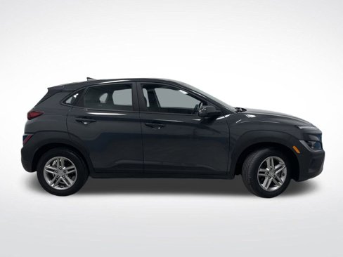 Used 2023 Hyundai Kona SE w/ Cargo Package image 2