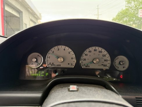 Used 2003 Ford Thunderbird image 18