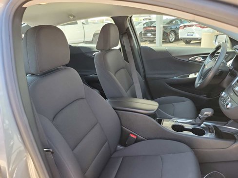 Used 2024 Chevrolet Malibu LT image 14