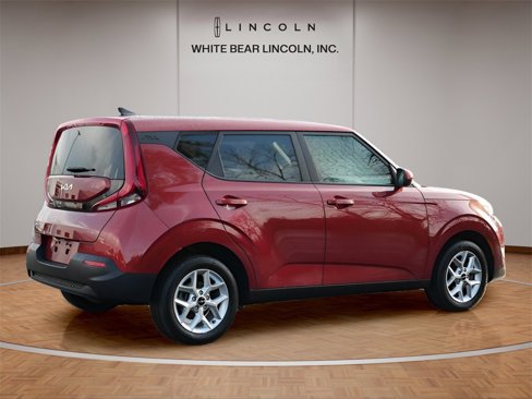 Used 2022 Kia Soul LX w/ Technology Package image 5