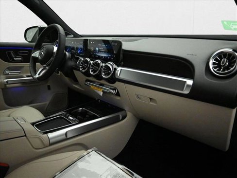 New 2025 Mercedes-Benz EQB 300 4MATIC image 27