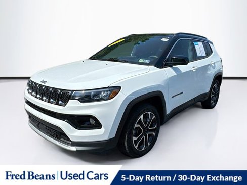 Used 2024 Jeep Compass Limited image 3