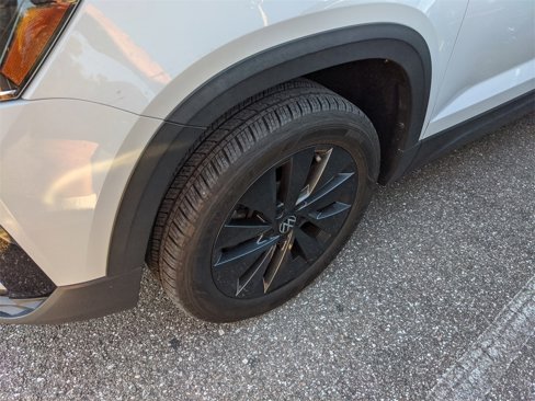 Certified 2023 Volkswagen Taos S image 7