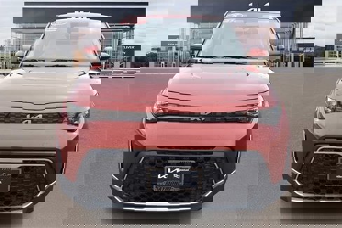 New 2025 Kia Soul LX w/ LX Technology Package image 8