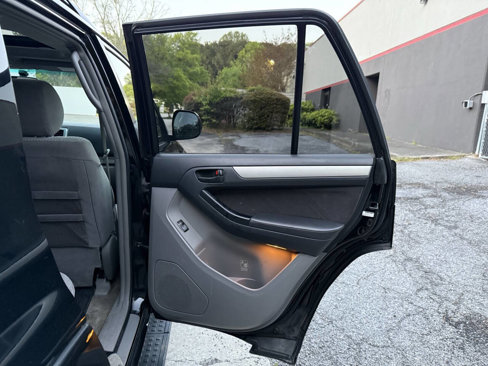 Used 2005 Toyota 4Runner SR5 image 33