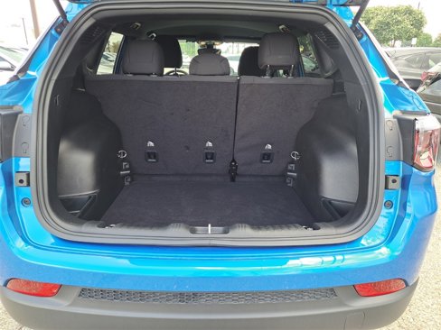 Used 2025 Jeep Compass Sport image 21