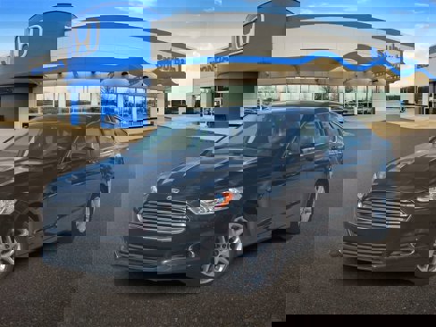 Used 2014 Ford Fusion SE w/ Equipment Group 202A image 1