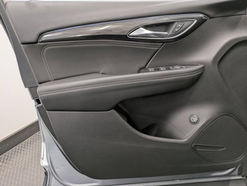 Used 2023 Buick Envision Preferred image 8