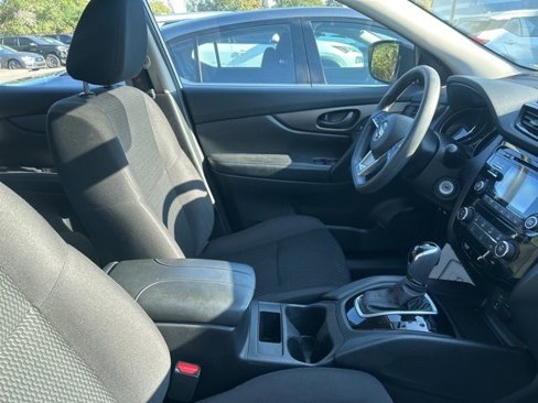 Used 2018 Nissan Rogue Sport S w/ S Appearance Package image 4