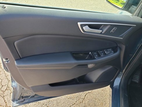Certified 2019 Ford Edge SEL w/ Equipment Group 201A image 13